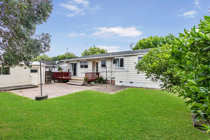 78 Sikkim Crescent, Clover Park, Auckland - Carousel 14