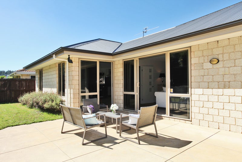 28 Falconridge Place, Shirley, Christchurch - Carousel 12