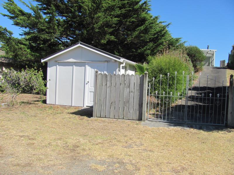 9 Kent Avenue, Waitārere Beach, Levin - Carousel 2
