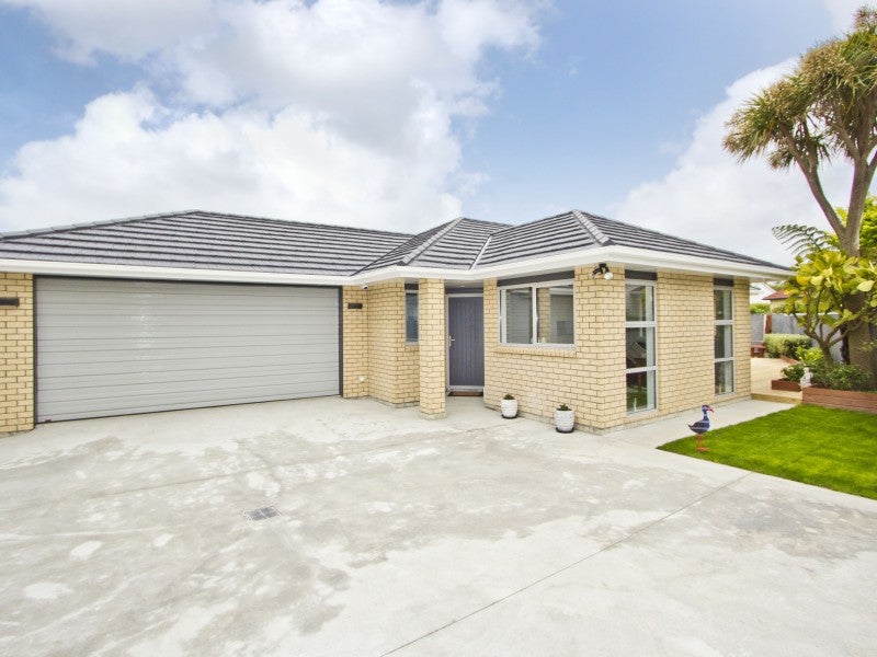 8A Vincent Street, Waterloo, Lower Hutt - Carousel 1