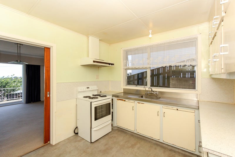 8 Mount View Place, Spotswood, New Plymouth - Carousel 26