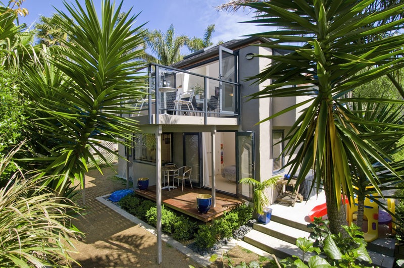 92A Coates Avenue, Orakei, Auckland - Carousel 1