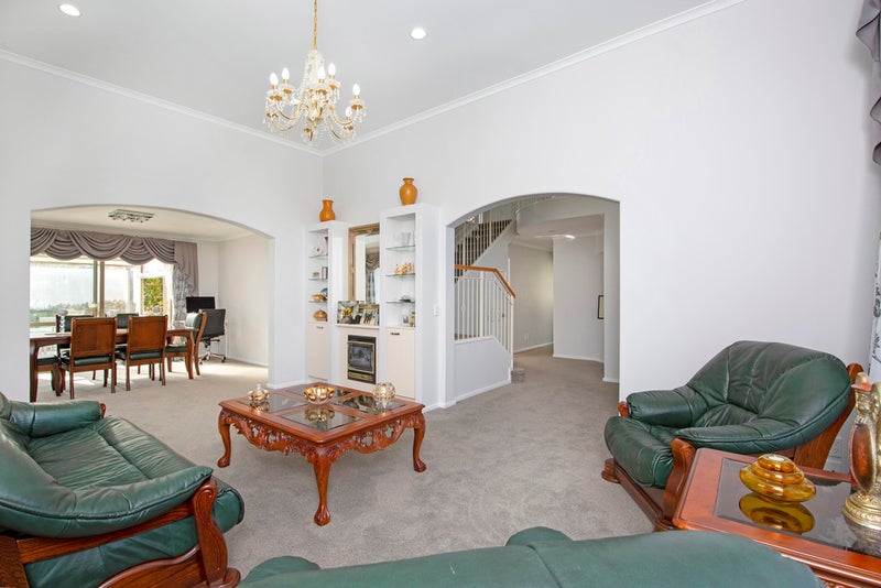 6 Point View Drive, East Tamaki Heights, Auckland - Carousel 2