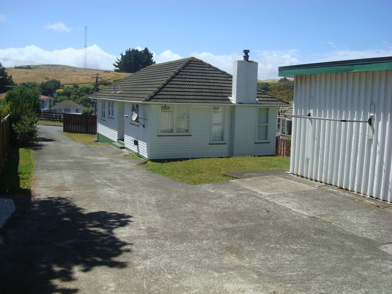 17 Paenui Street, Titahi Bay, Porirua - Carousel 2