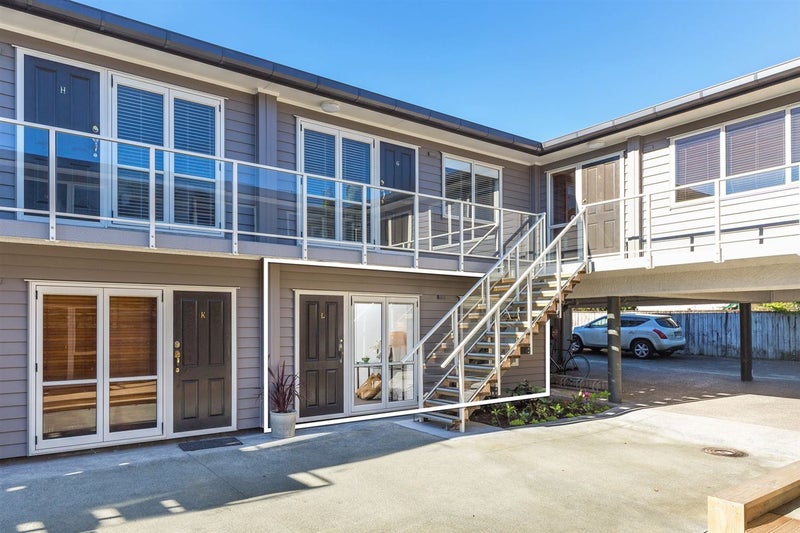 10L Sylvan Avenue, Northcote, Auckland - Carousel 2