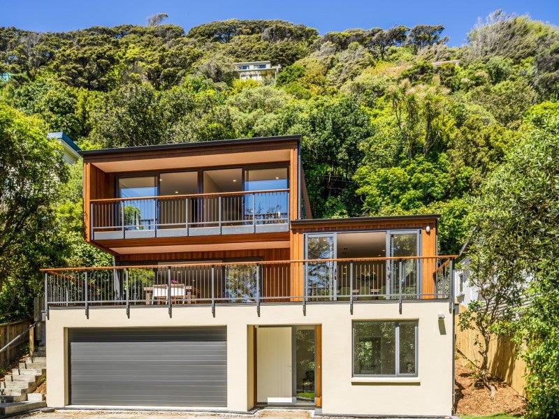 17 Matipo Street, Eastbourne, Lower Hutt - Carousel 26