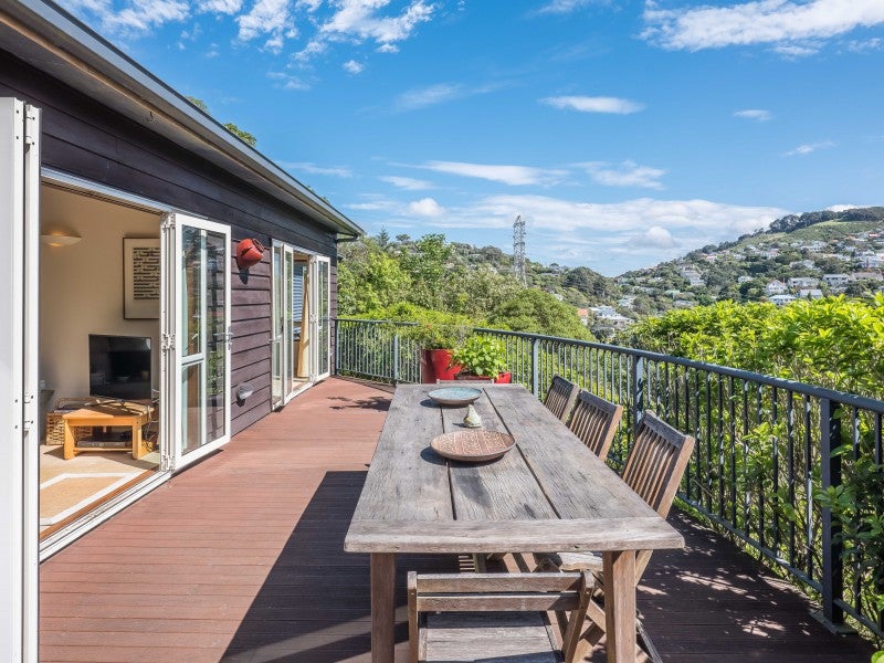 79 Old Porirua Road, Ngaio, Wellington - Carousel 1