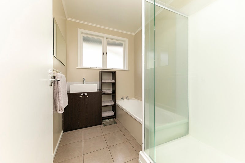 2/0 Grotto Street, Te Papapa, Auckland - Carousel 15