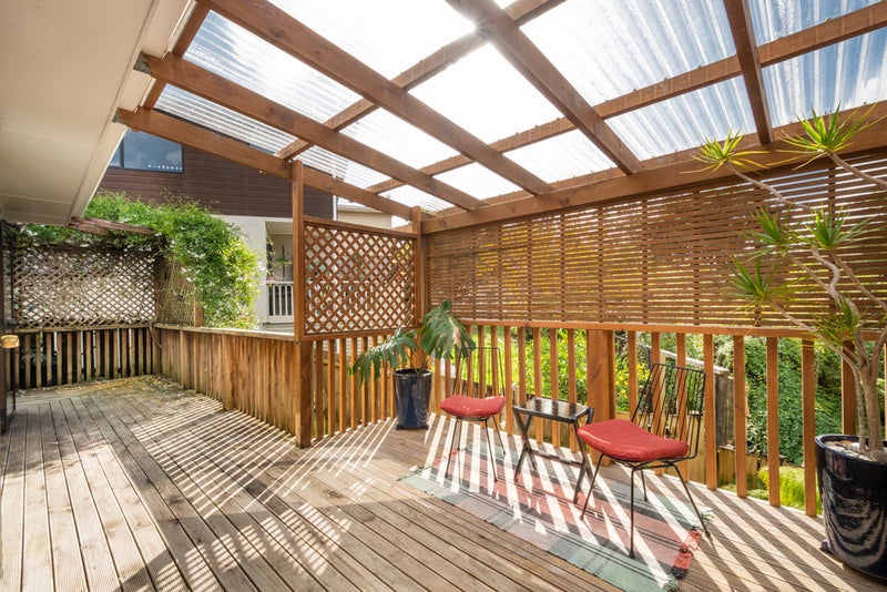 1/7 Juneau Place, Glendene, Auckland - Carousel 22