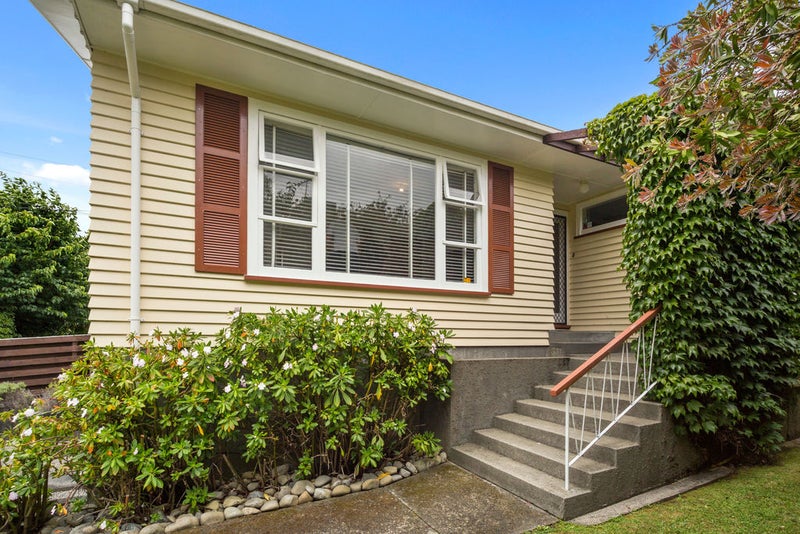 146 Taita Drive, Avalon, Lower Hutt - Carousel 2