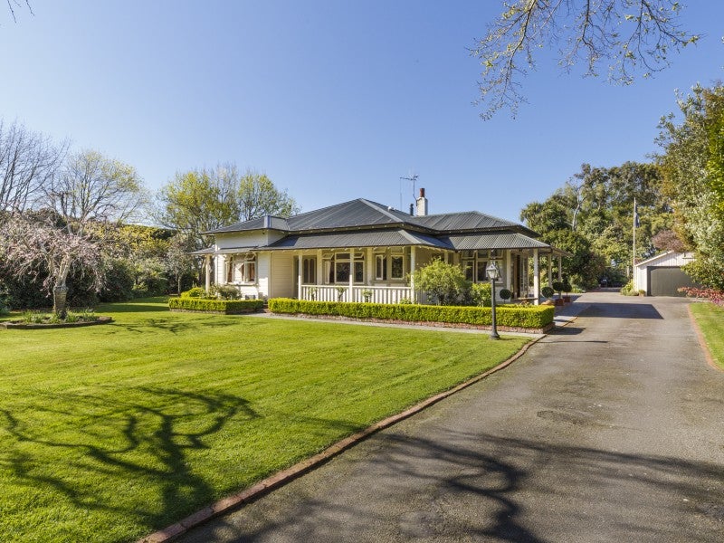 1220 Rangitikei Line, Newbury, Feilding - Carousel 1