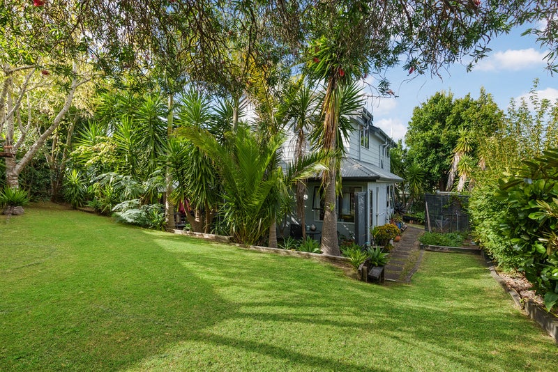 141B Bradbury Road, Botany Downs, Auckland - Carousel 2