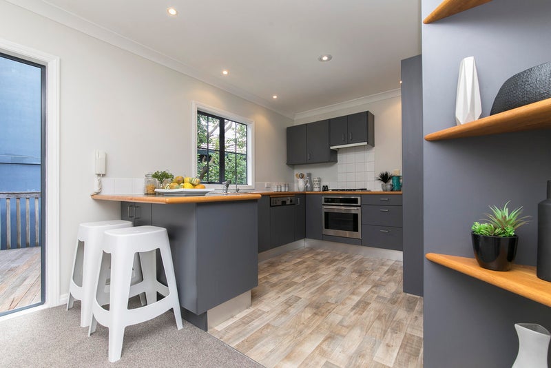51A Ngatiawa Street, One Tree Hill, Auckland - Carousel 2