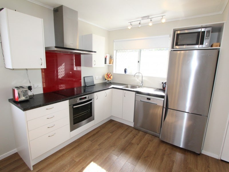 484 Warspite Avenue, Ascot Park, Porirua - Carousel 1