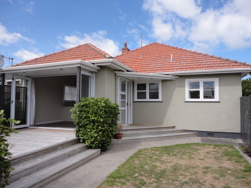 1B Jellicoe Street, Whanganui East, Whanganui - Carousel 1