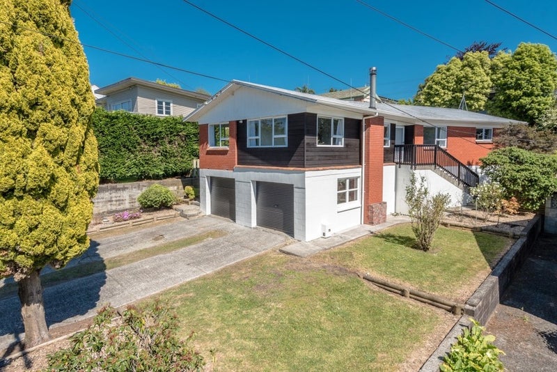 16 Windsor Road, Maeroa, Hamilton - Carousel 2