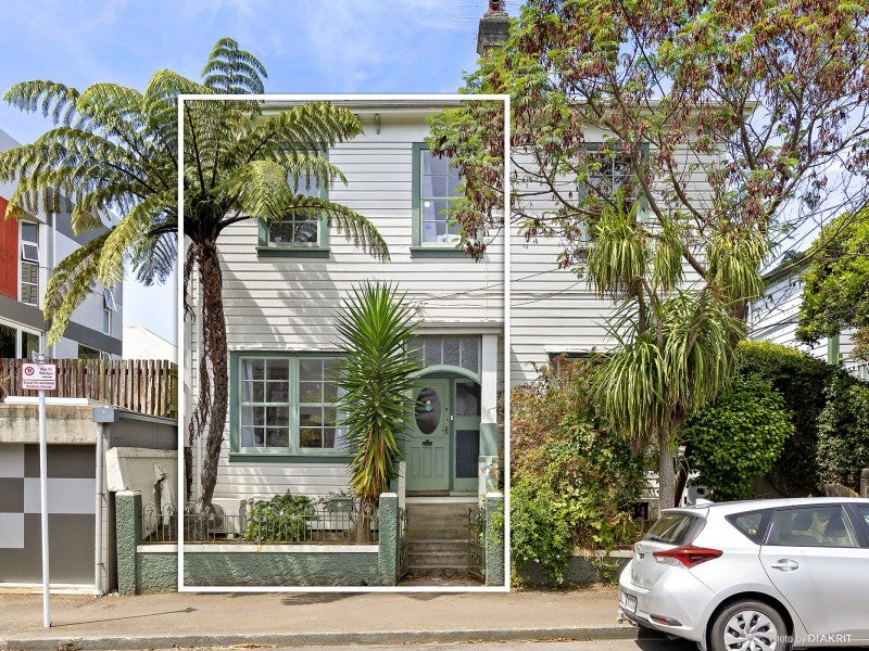 5 Honiana Te Puni Street, Aro Valley, Wellington - Carousel 1