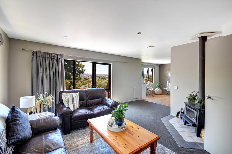 49 Centennial Avenue, Helensburgh, Dunedin - Carousel 2