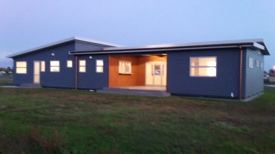 4 Costello Drive, Ngatea, Ngatea - Carousel 1