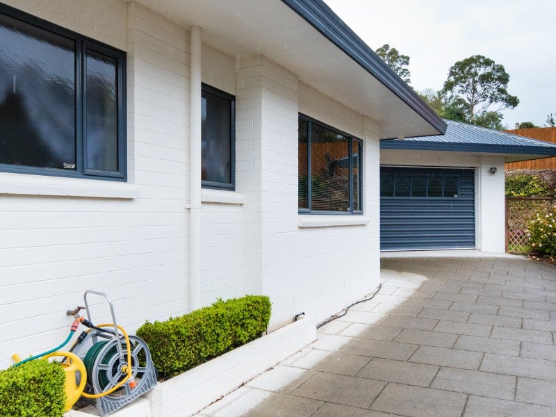 5 Amner Place, Bluff Hill, Napier - Carousel 24