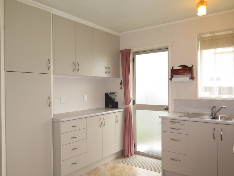 4/164 North Street, West End, Timaru - Carousel 2