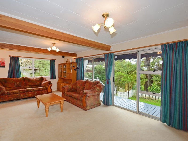 7 Volkner Grove, Waterloo, Lower Hutt - Carousel 21