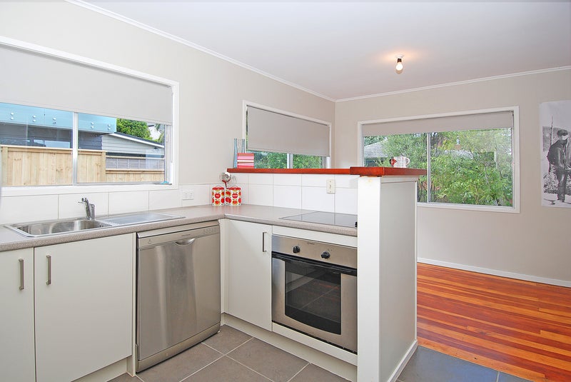 23A Harding Avenue, Mount Wellington, Auckland - Carousel 11