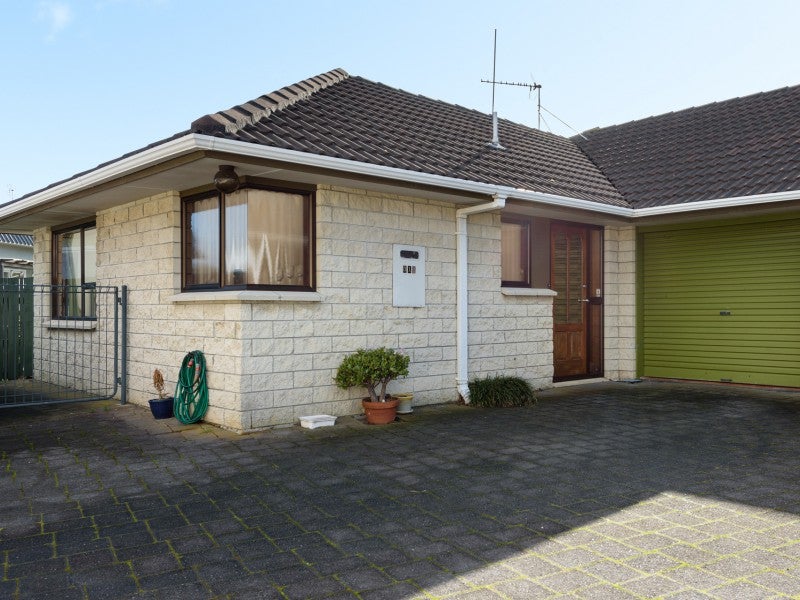 31C Maxwells Road, Otumoetai, Tauranga - Carousel 1