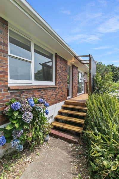 1/0 Ngatiawa Street, Onehunga, Auckland - Carousel 2
