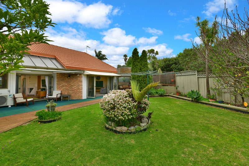 359 Gulf Harbour Drive, Gulf Harbour, Whangaparaoa - Carousel 1