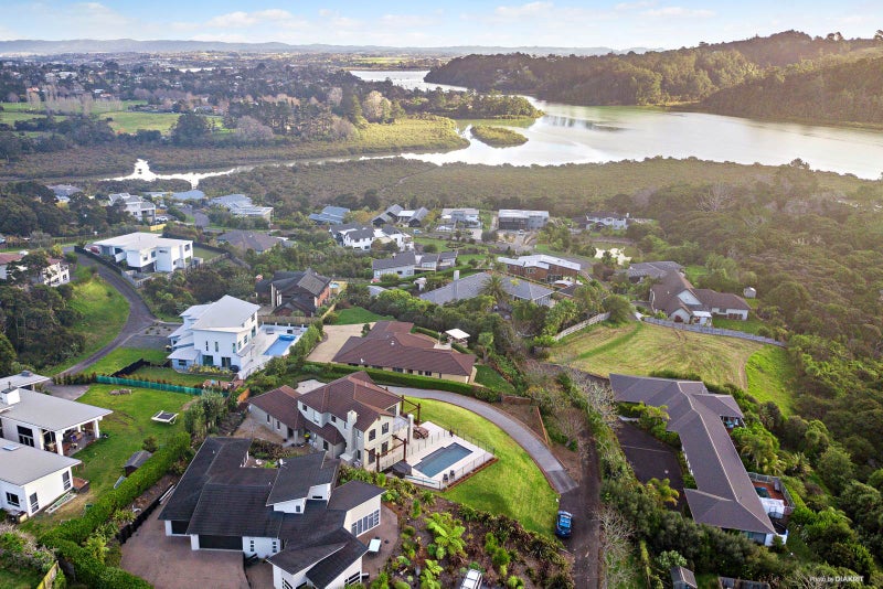 215D Schnapper Rock Road, Schnapper Rock, Auckland - Carousel 29