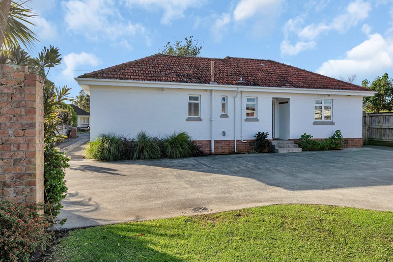 1 Douglas Street, Kensington, Whangarei - Carousel 26