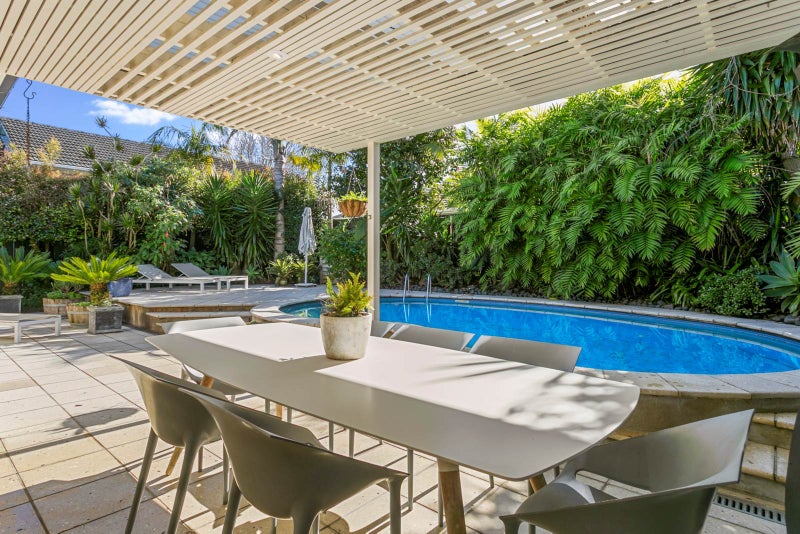 5 Kingsview Road, Mount Eden, Auckland - Carousel 2