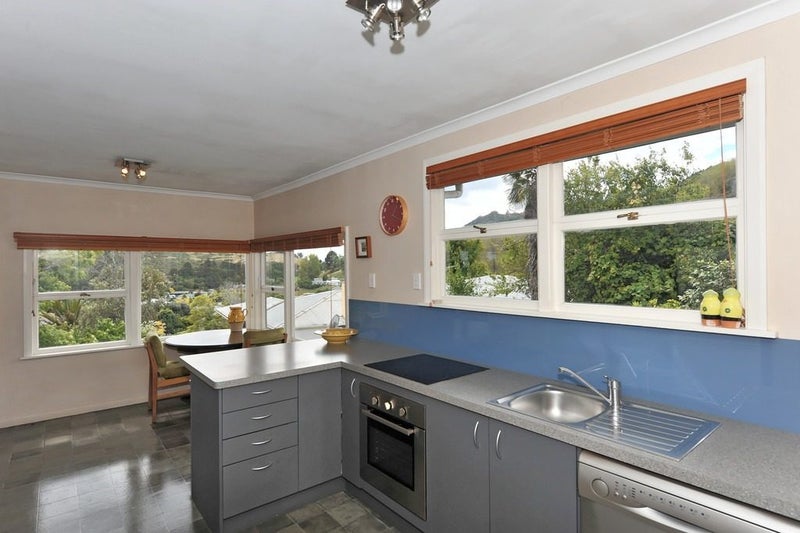 25A The Ridgeway, Enner Glynn, Nelson - Carousel 2