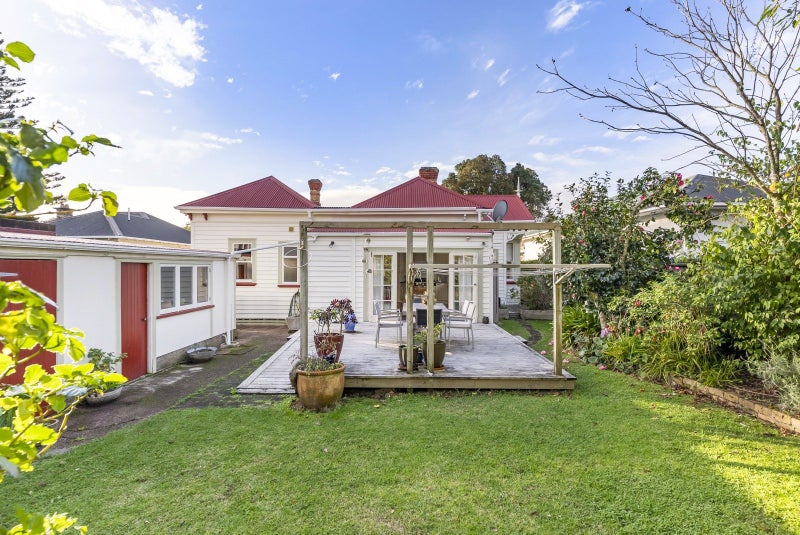 30 King Edward Street, Mount Eden, Auckland - Carousel 2