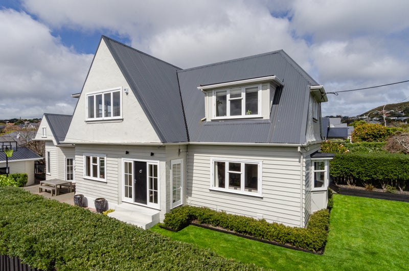 53 Campbell Street, Karori, Wellington - Carousel 1