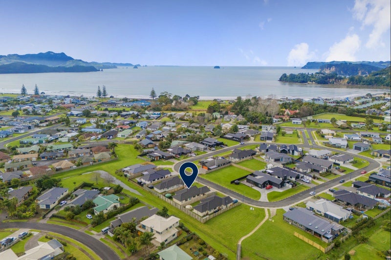 31 Palm Drive, Whitianga, Whitianga - Carousel 1