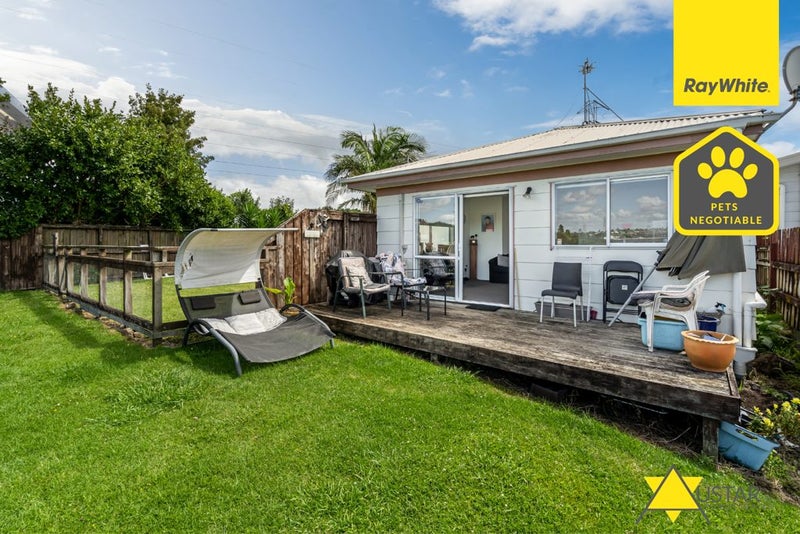 51 Queen Mary Avenue, New Lynn, Auckland - Carousel 2