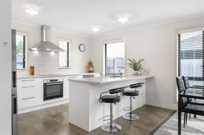 6 Oderings Place, Huntington, Hamilton - Carousel 2