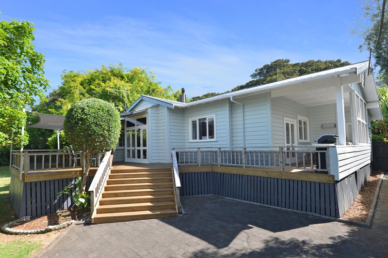 11 Attwood Street, Whangarei - Carousel 1