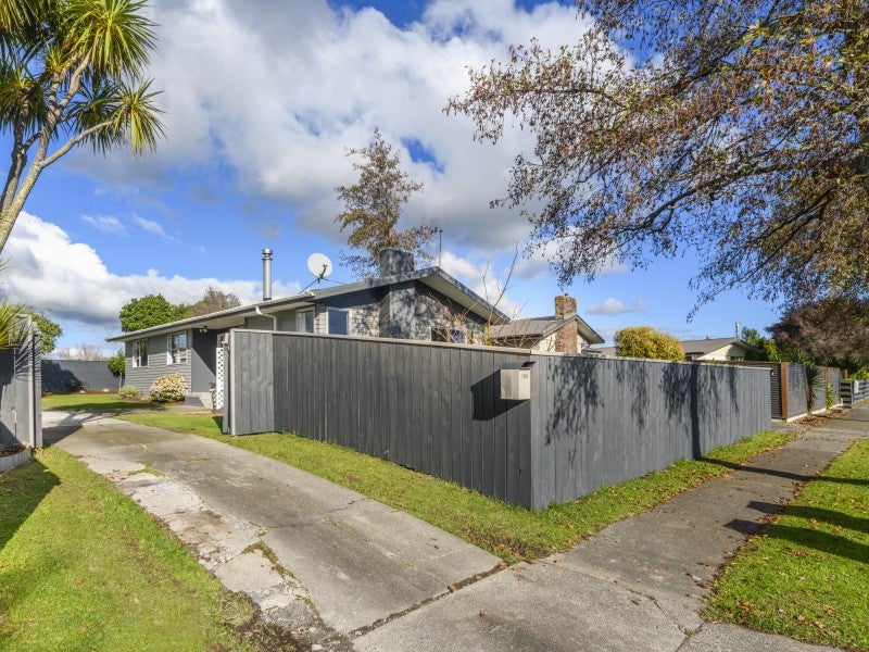 125 Apollo Parade, Milson, Palmerston North - Carousel 21