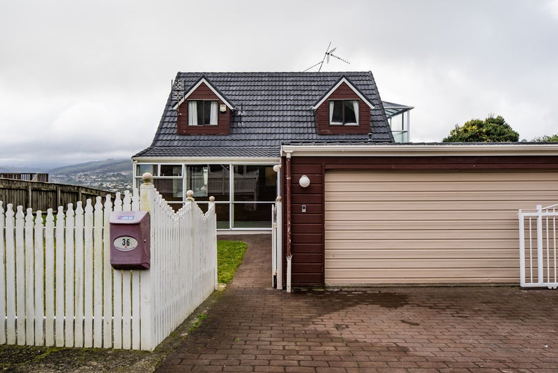 36 Nalanda Crescent, Broadmeadows, Wellington - Carousel 1