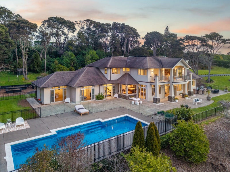 1 Pearson Road, Howick - Carousel 45