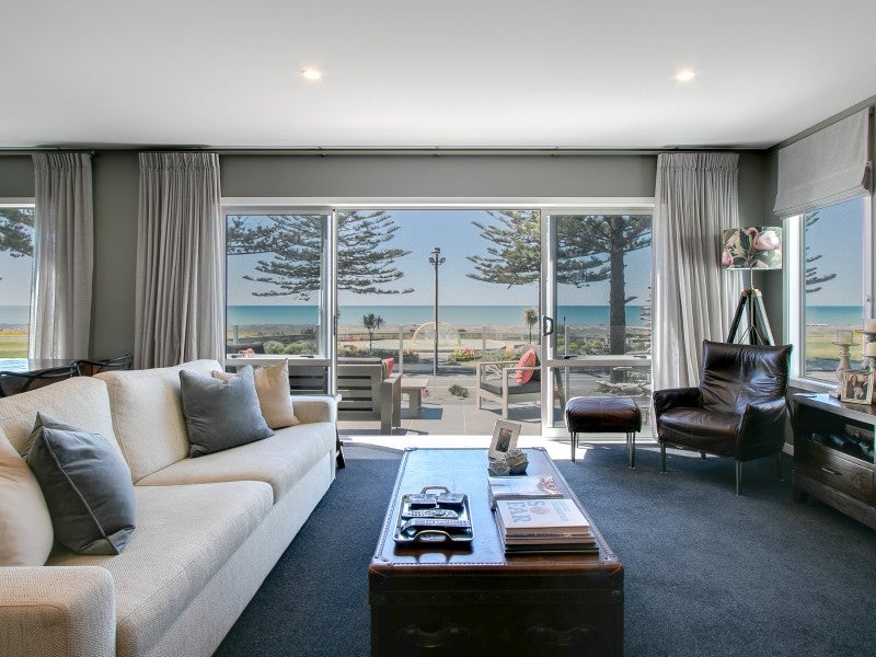 565 Marine Parade, Napier South, Napier - Carousel 2