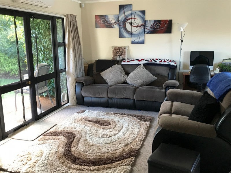 36 Dalfield Place, Highbury, Palmerston North - Carousel 2