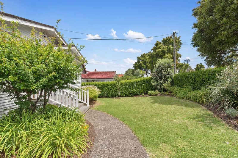 5 Niccol Avenue, Narrow Neck, Auckland - Carousel 2