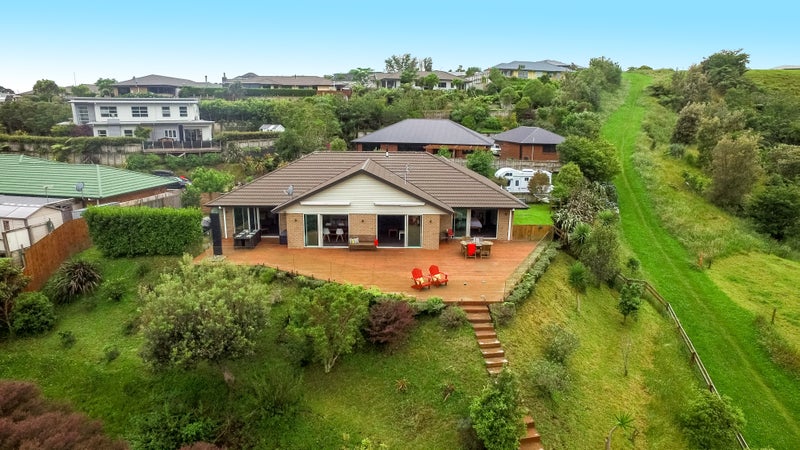 36D Redwood Crescent, Hurdon, New Plymouth - Carousel 1