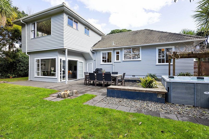 7 Raiomiti Street, Fitzroy, New Plymouth - Carousel 1