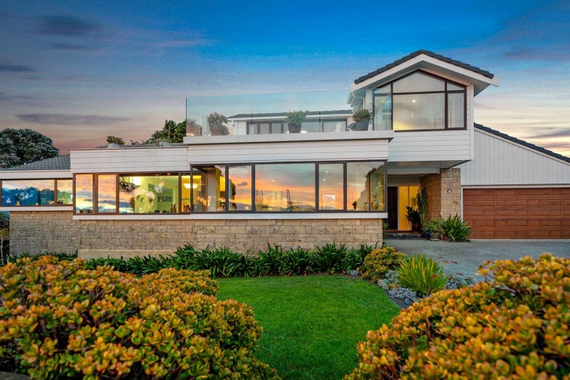 25 Queens Parade, Devonport, Auckland - Carousel 1