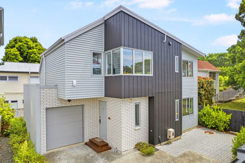 34D Dexter Avenue, Mount Eden, Auckland - Carousel 1